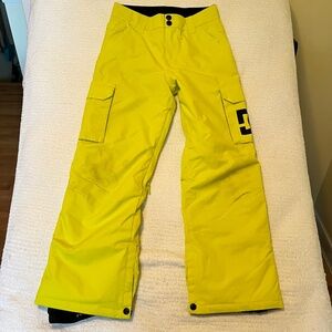 DC Snowboarding Cargo Pants – 10K Waterproof, PROFILL – Neon Yellow – Men’s XL